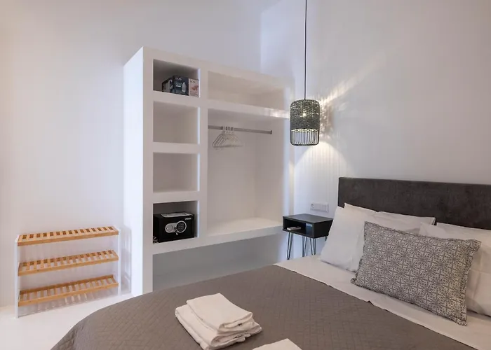 Apartamento Ela 3 Páros